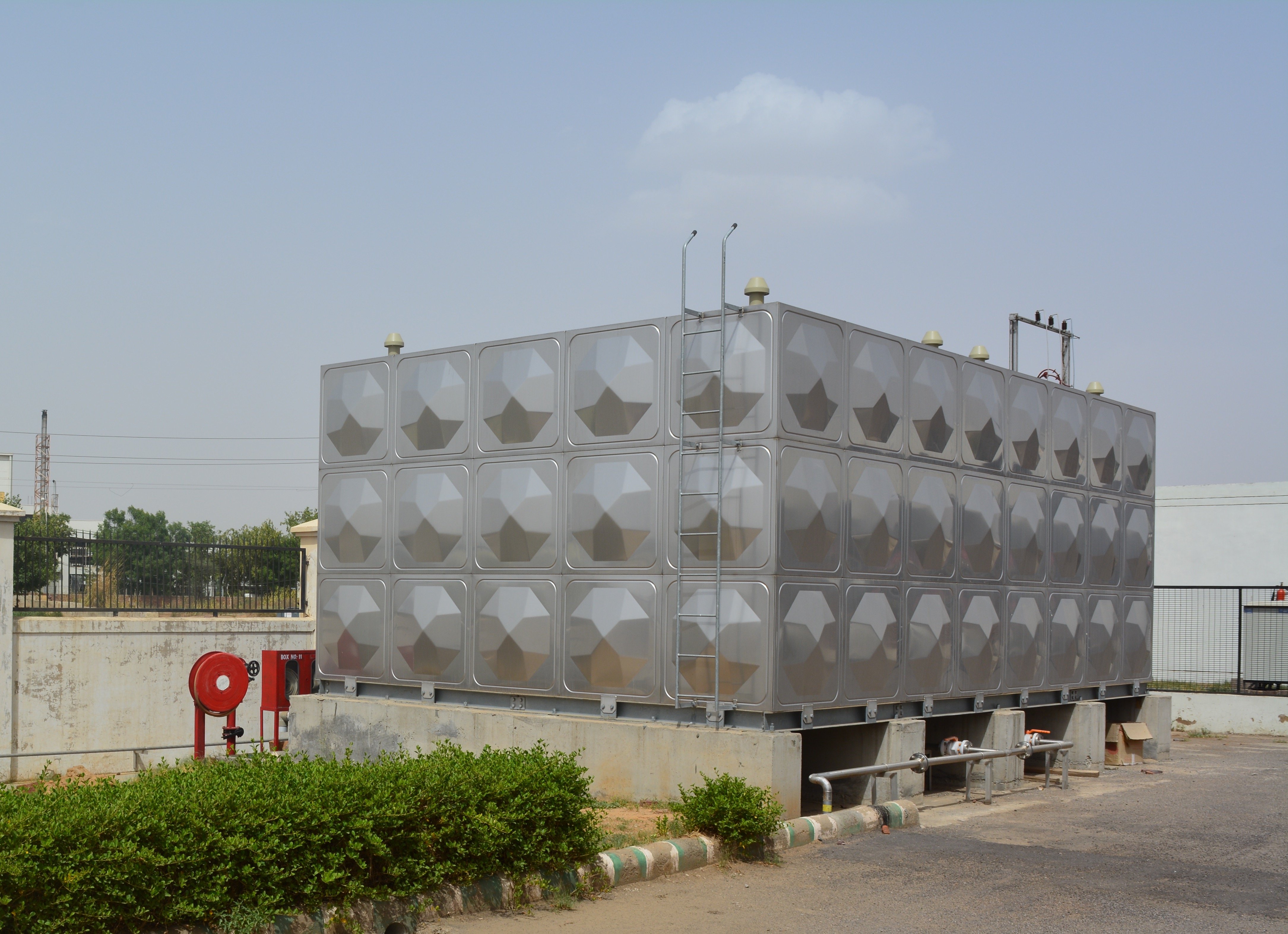 Customised stainless steel water storage panel tank
